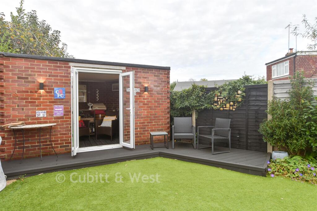 Workshop/Outbuildings