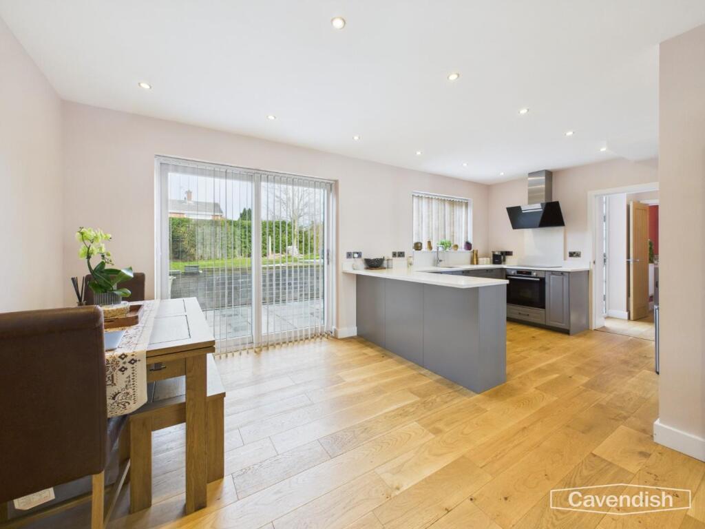 CAM05049G0-PR0019-STILL011.jpg