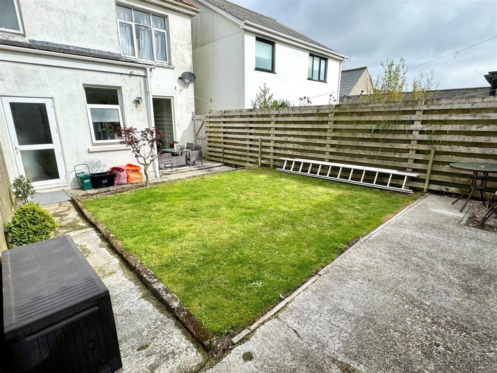 1 The Gables Garden