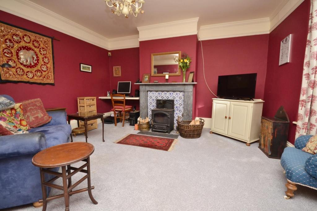 SITTING ROOM