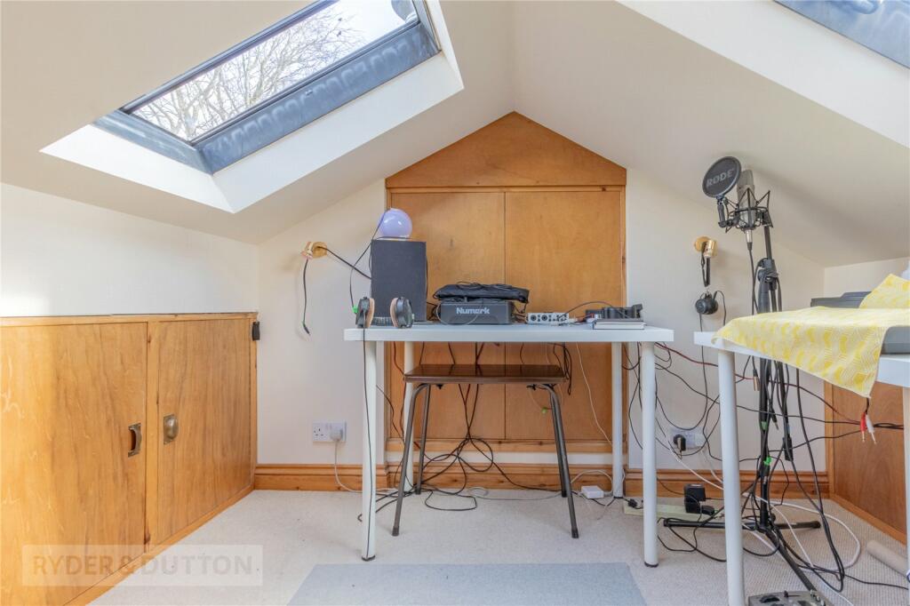Loft Room Via Dr