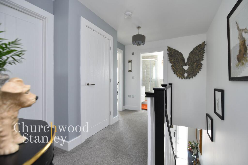 Galleried landing