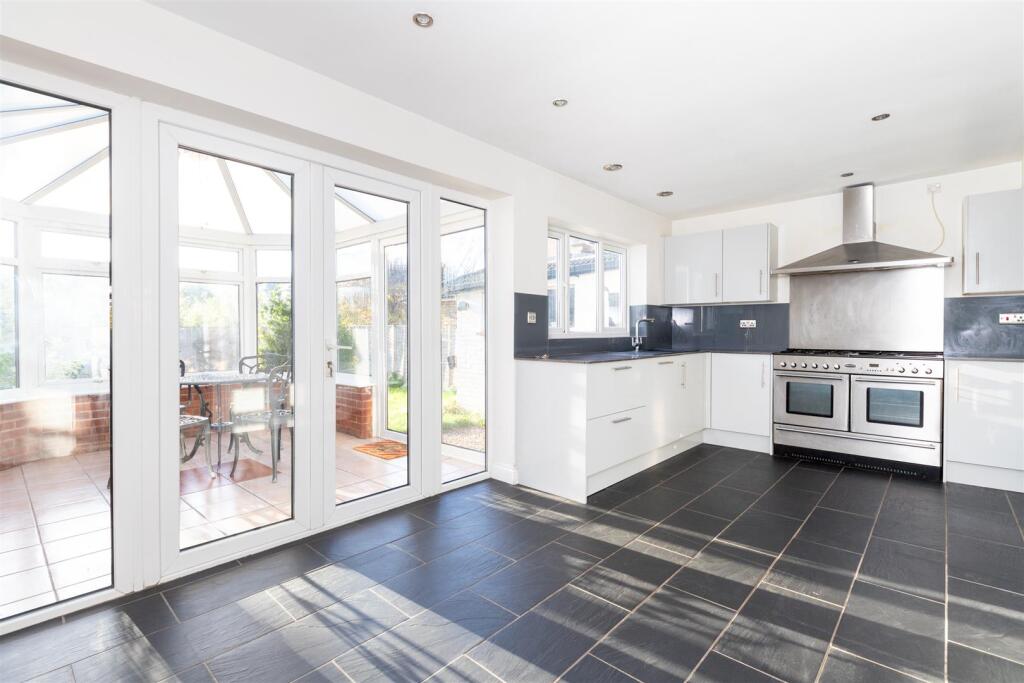 113 Baldock Road (9 of 15).jpg