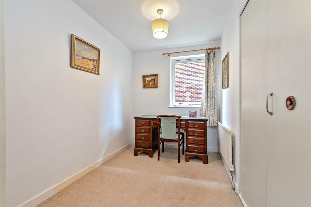 6TankerfieldPlace-11.jpg