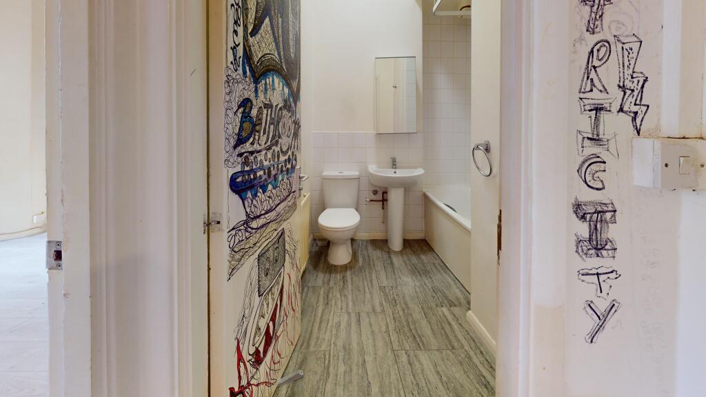 Flat B, 8 Cherington Road, Hanwell, London, W7 3HJ