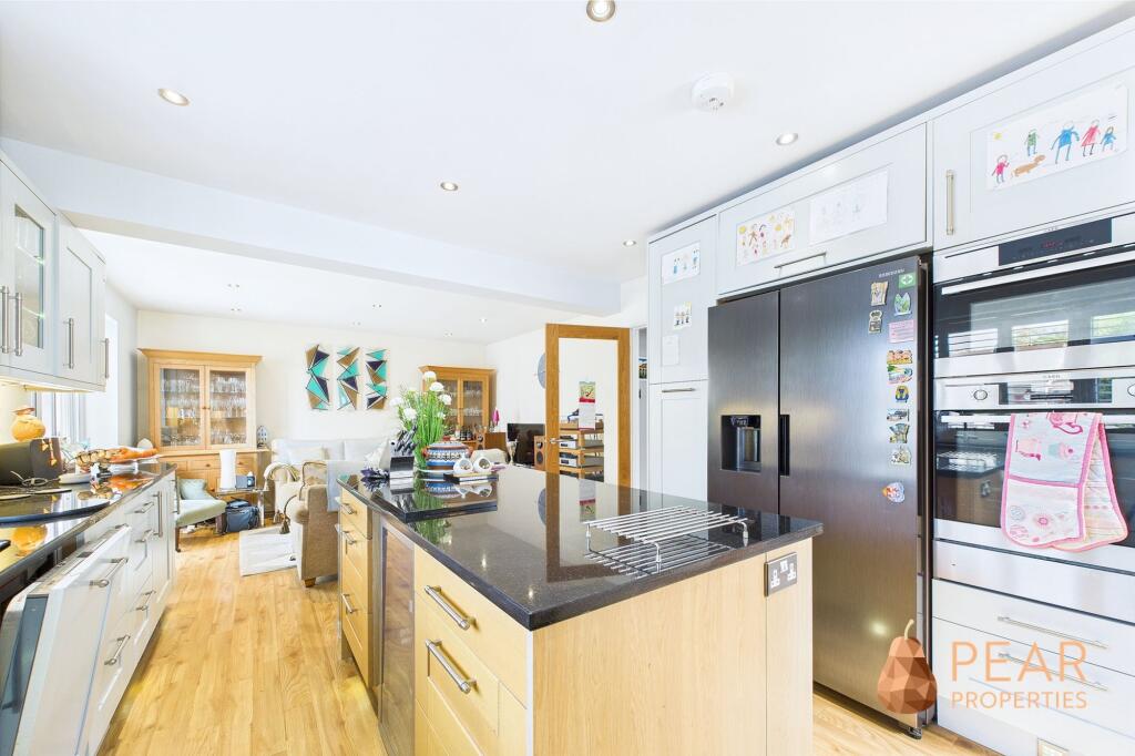 Open Plan Kitchen/Dining Room