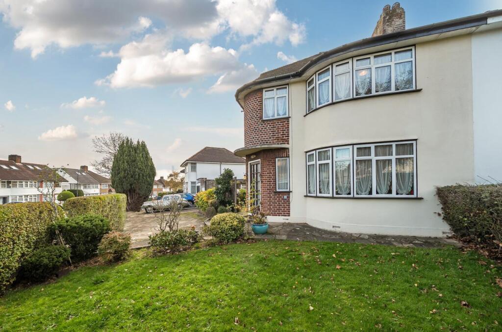 Davidson Frost-Wellings, DFW, Stanmore, Felbridge 