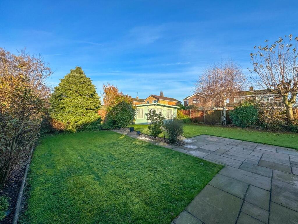 Thirlmere Avenue - Image-23.jpg