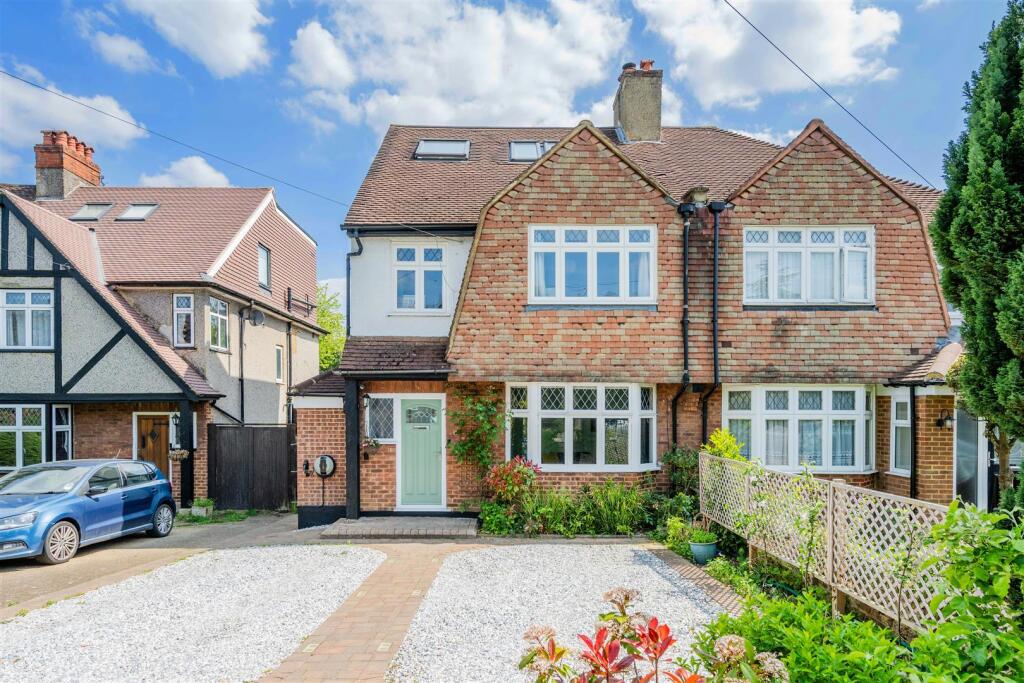 LOWER HILL ROAD (7).jpg