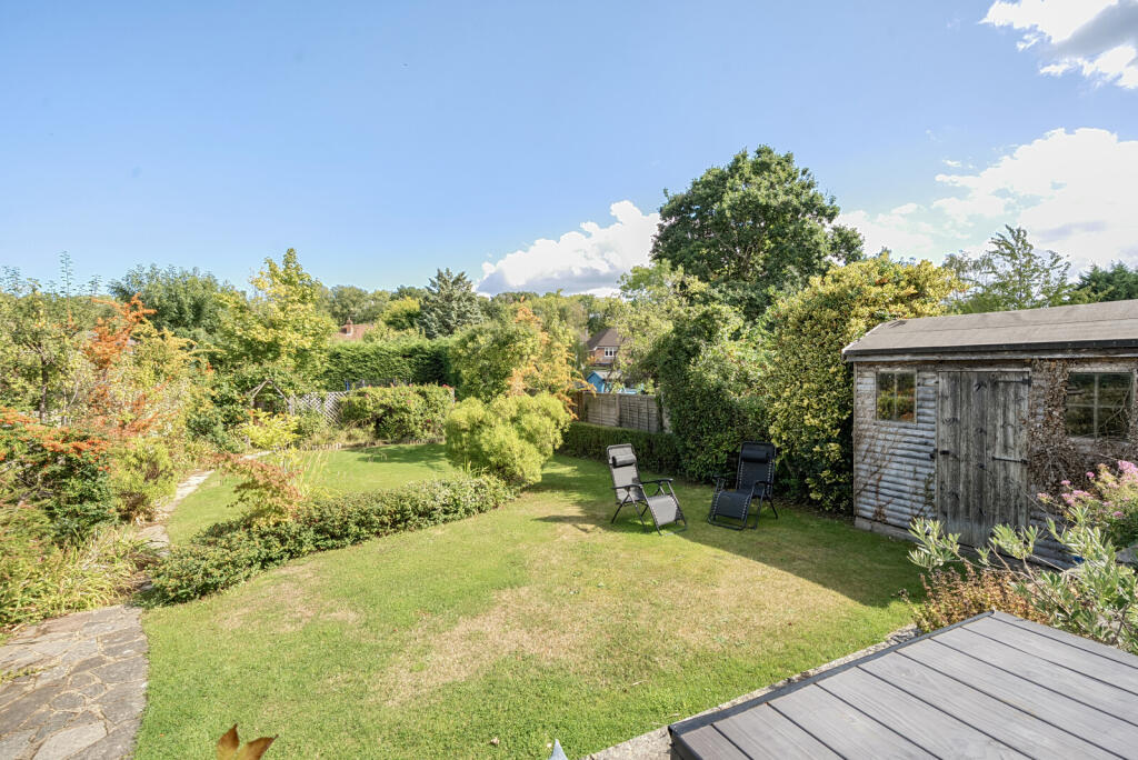 1348511-7-68bef30...