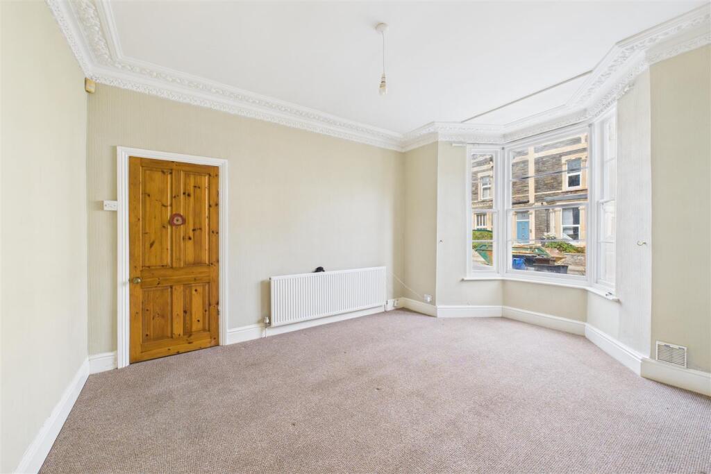 29 Queen Victoria Road Westbury Park, Bristol, BS6