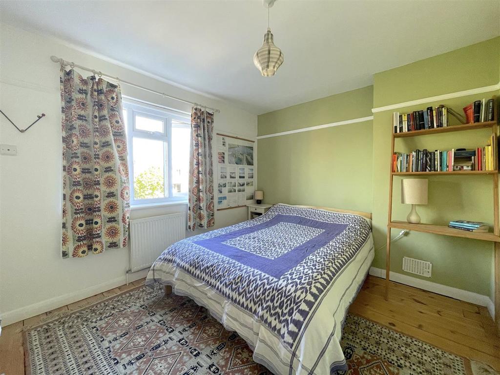 Bedroom One (1).jpeg