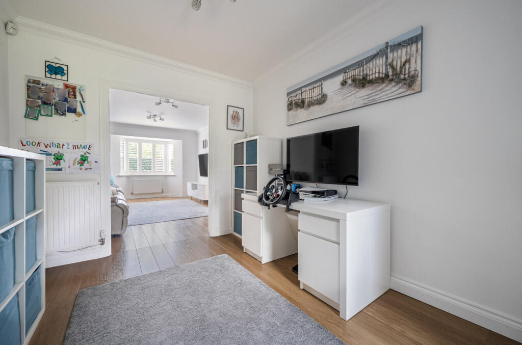 1302672-6-683988a...