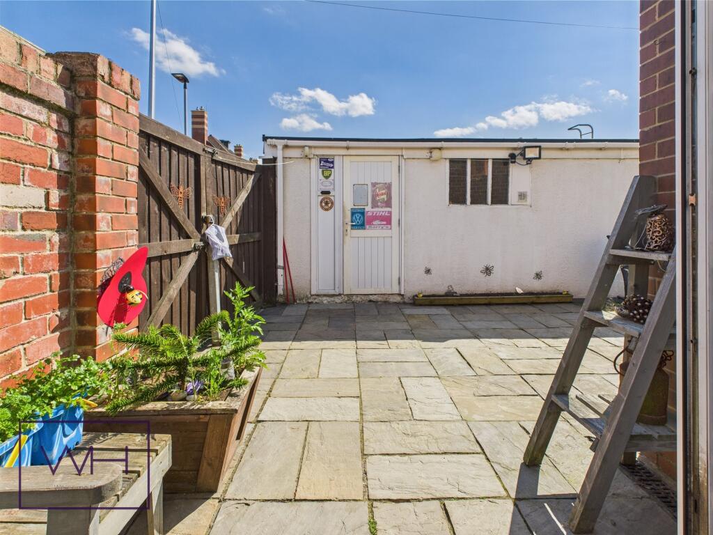 CAM03785G0-PR0257-ST