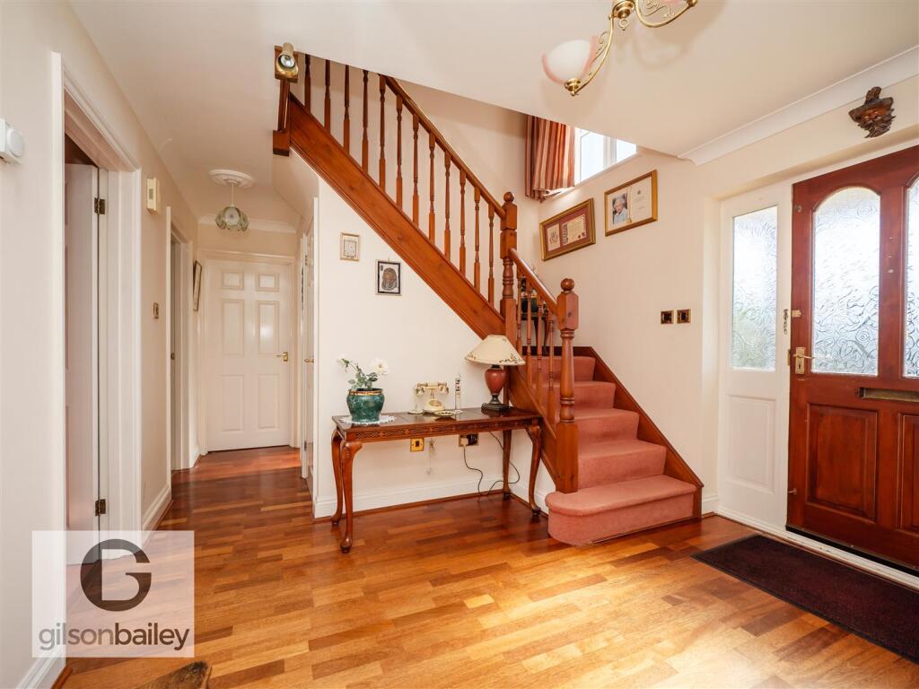 1bHillsideAvenue-21.jpg