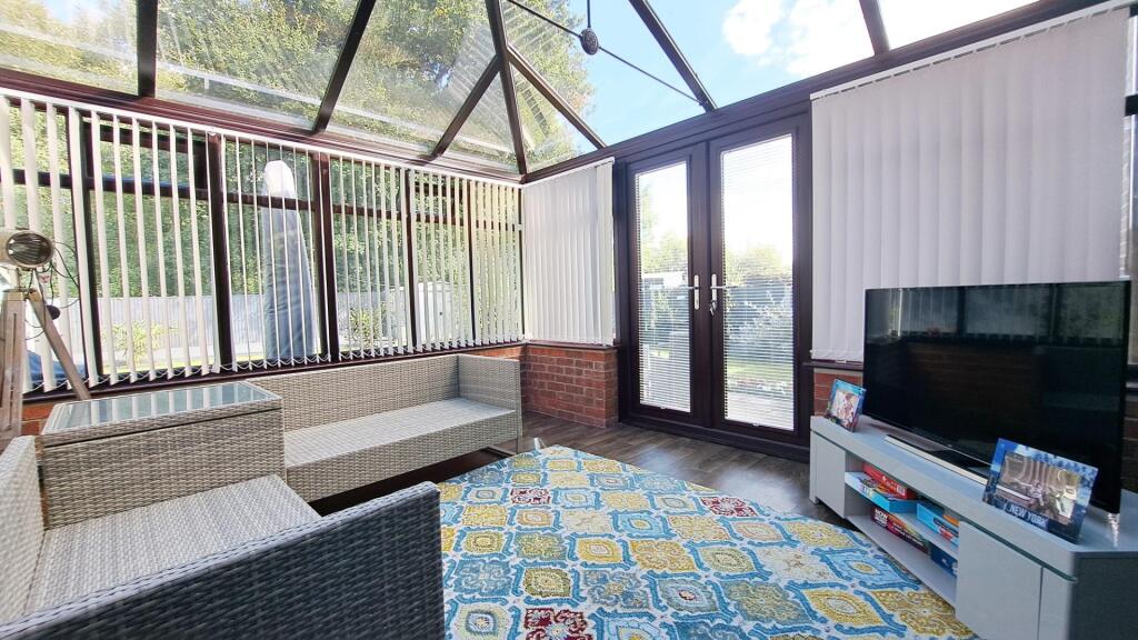 GLASS ROOF CONSERVATORY.jpg