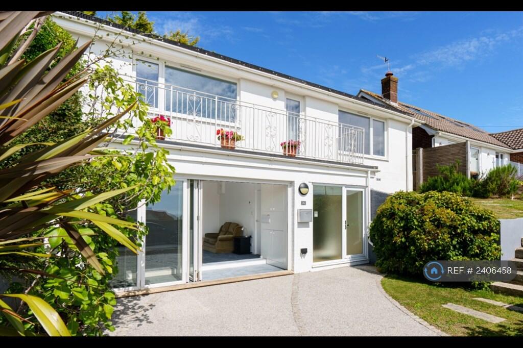 26 Bishopstone Drive Short Term Rental 