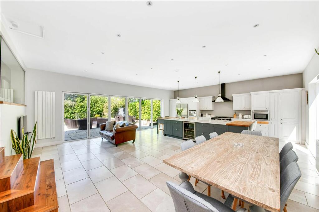 DINING / LIVING / KITCHEN
