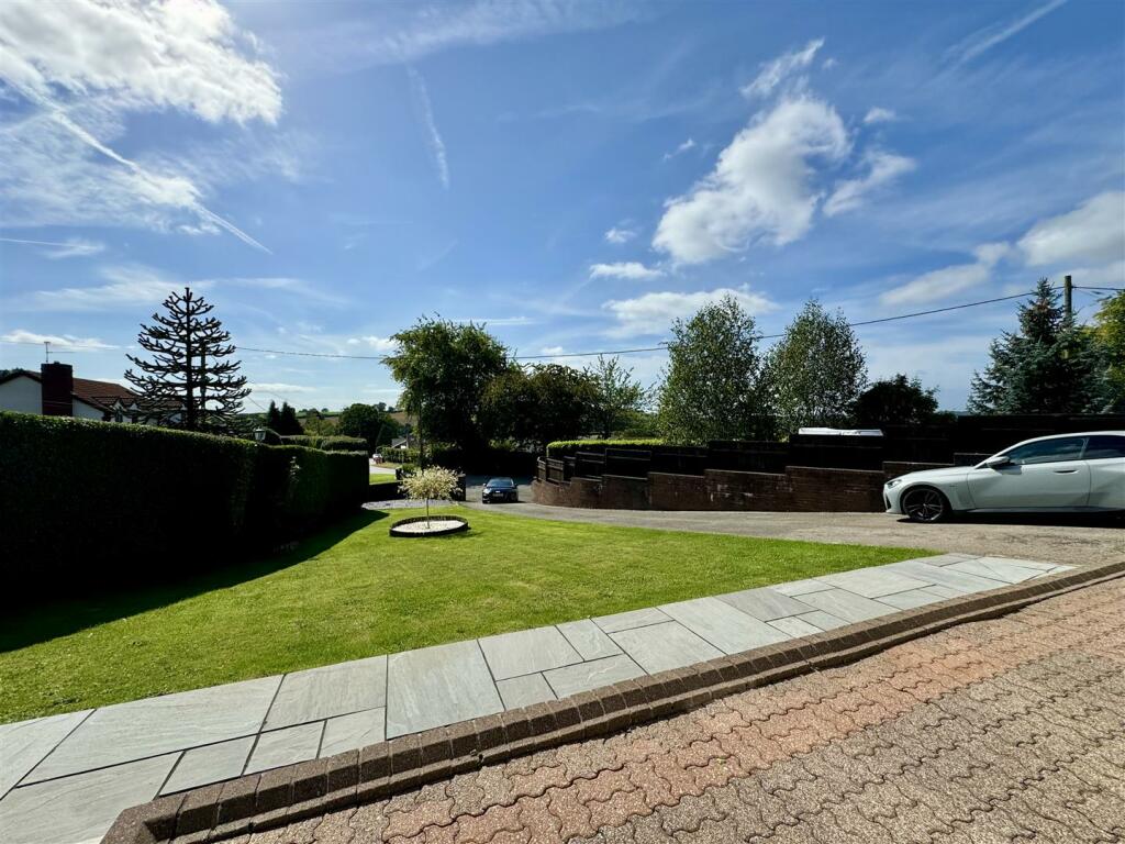 GARDENS