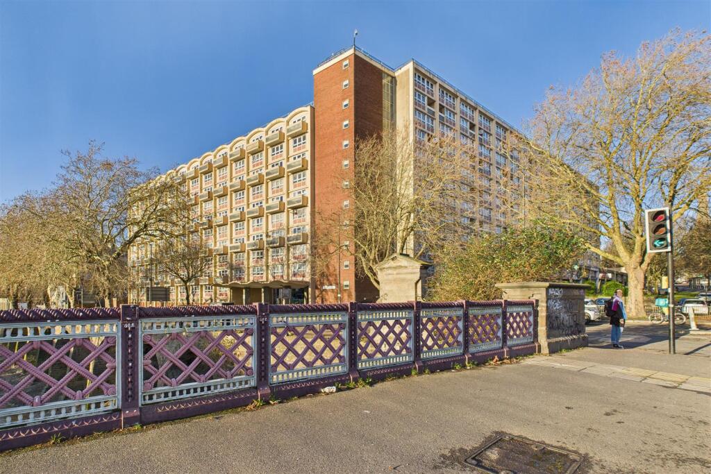 54 Francombe House, Redcliffe, Bristol BS1 6TB | L