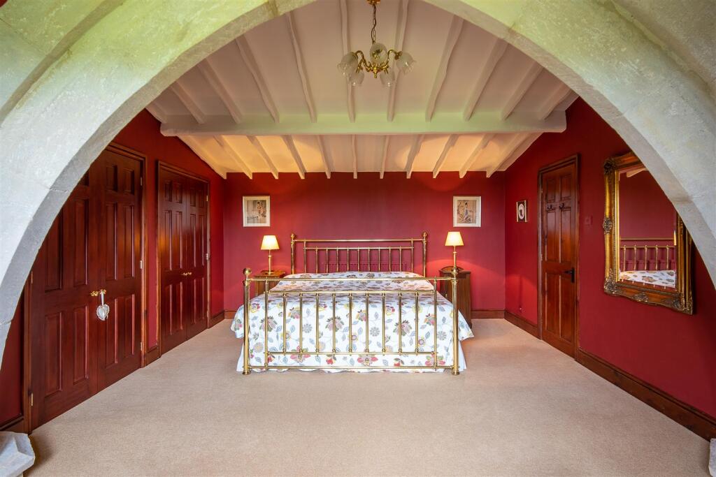 Principal Bedroom (1)