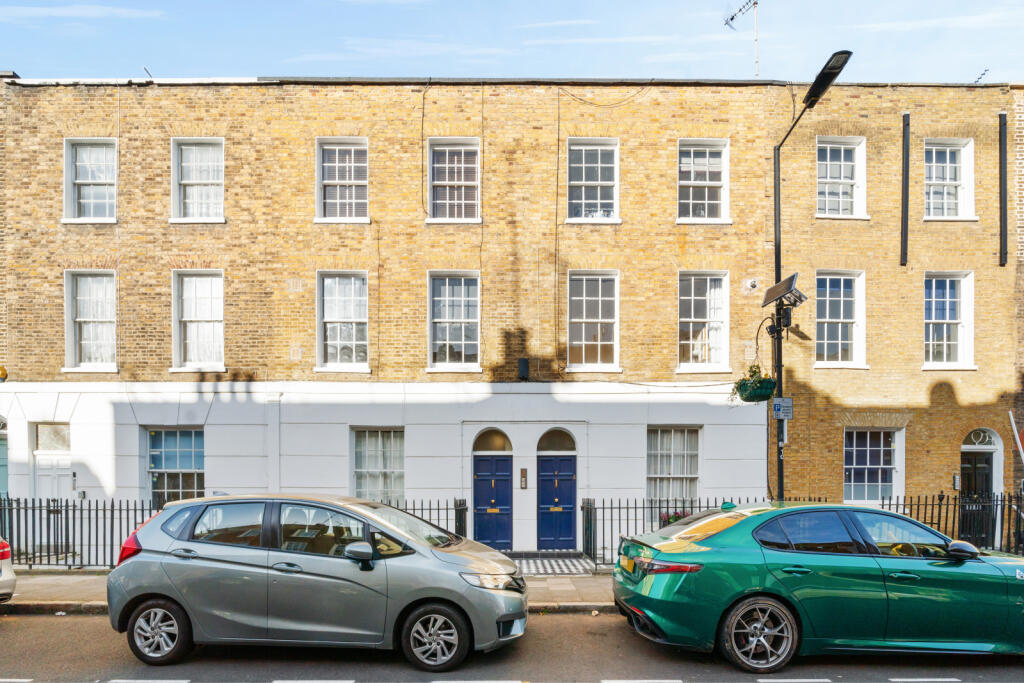 RE:  Stunning 2-Bedroom Apartment in Paddington, 