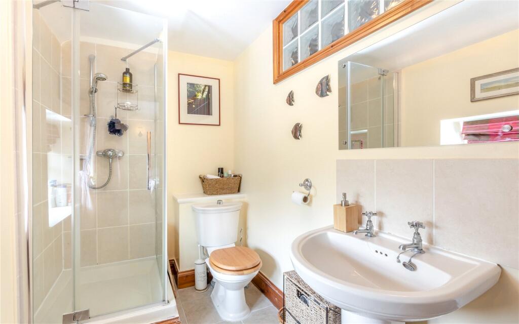 Ensuite Shower Room