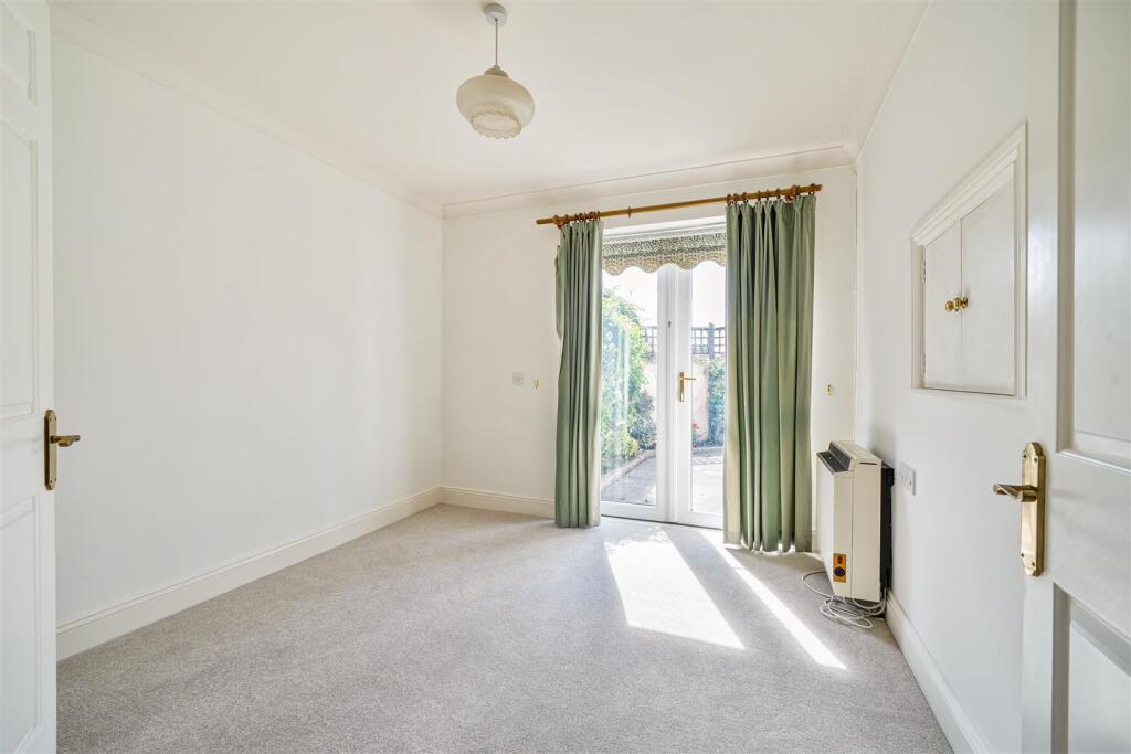 Dining Room / Optional Ground floor bedroom