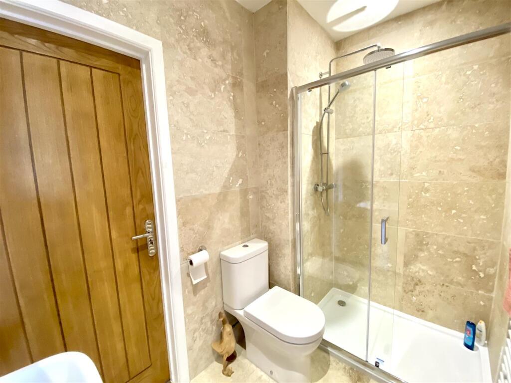 JACK &amp; JILL BATHROOM