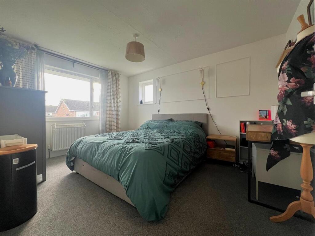 Bedroom 3 II.jpg