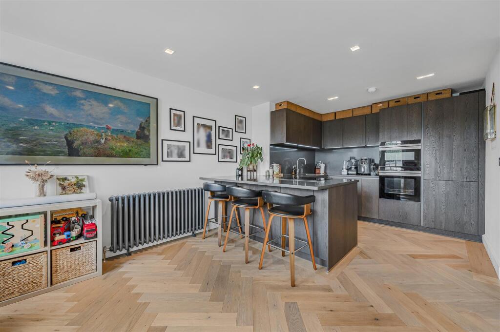 kitchen3.jpg