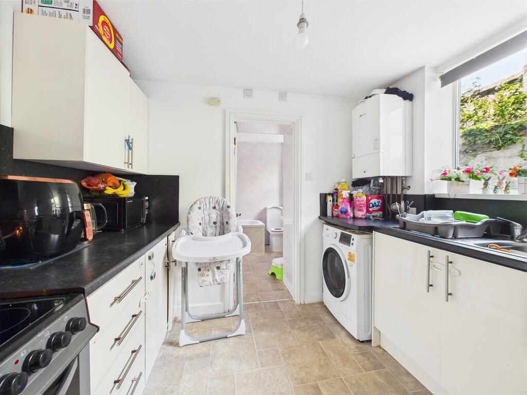 CAM03974G0-PR0149...