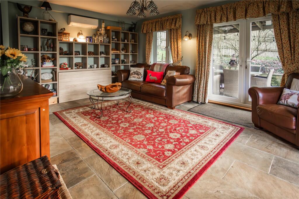 Dining/Family Room