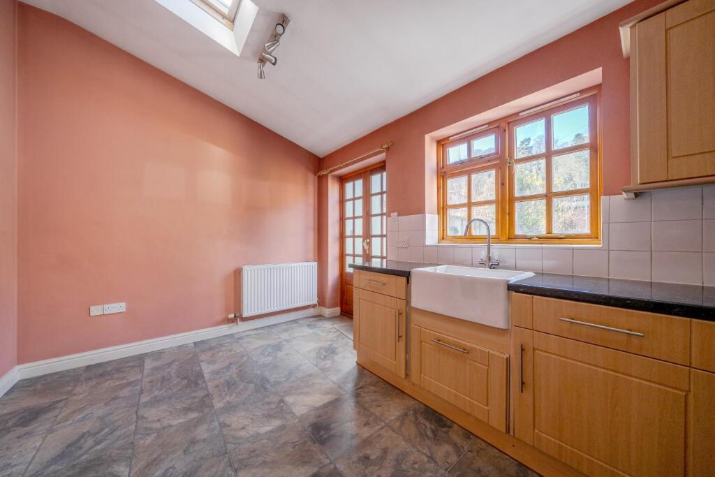 Kitchen Diner.jpg