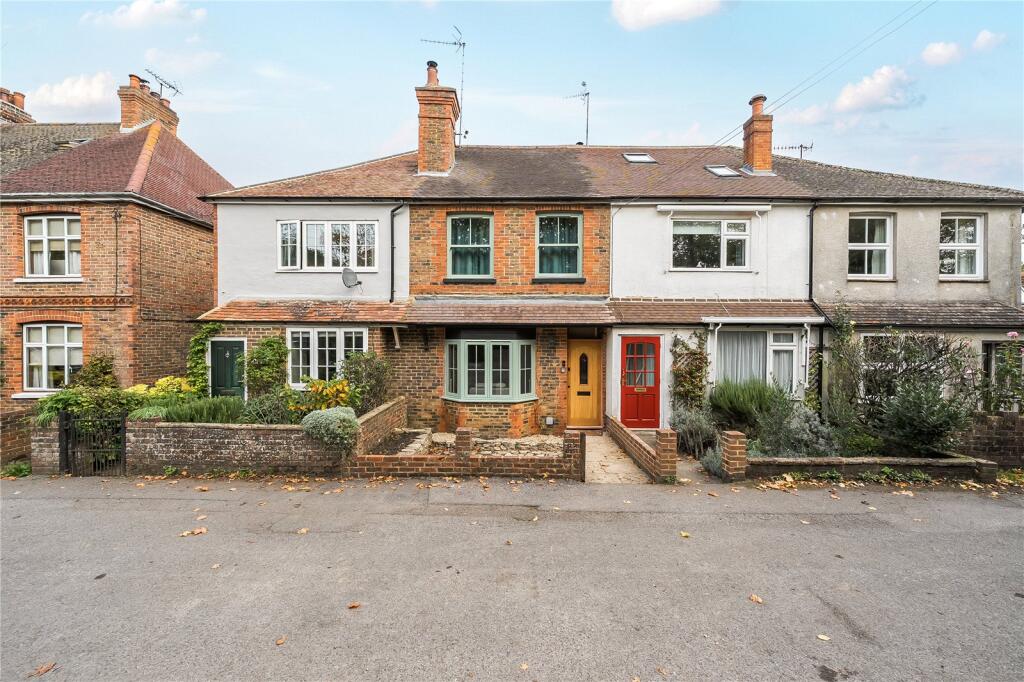 Lawns Road, Rudgwick, Horsham, Surrey, RH12