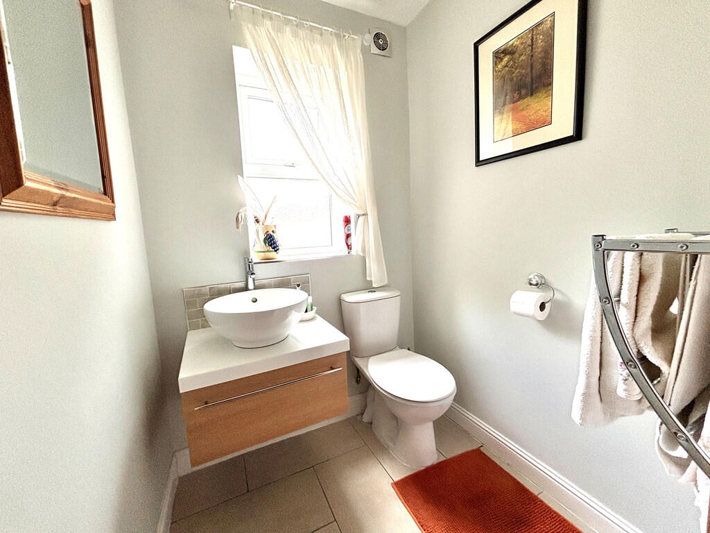 Cloakroom/WC
