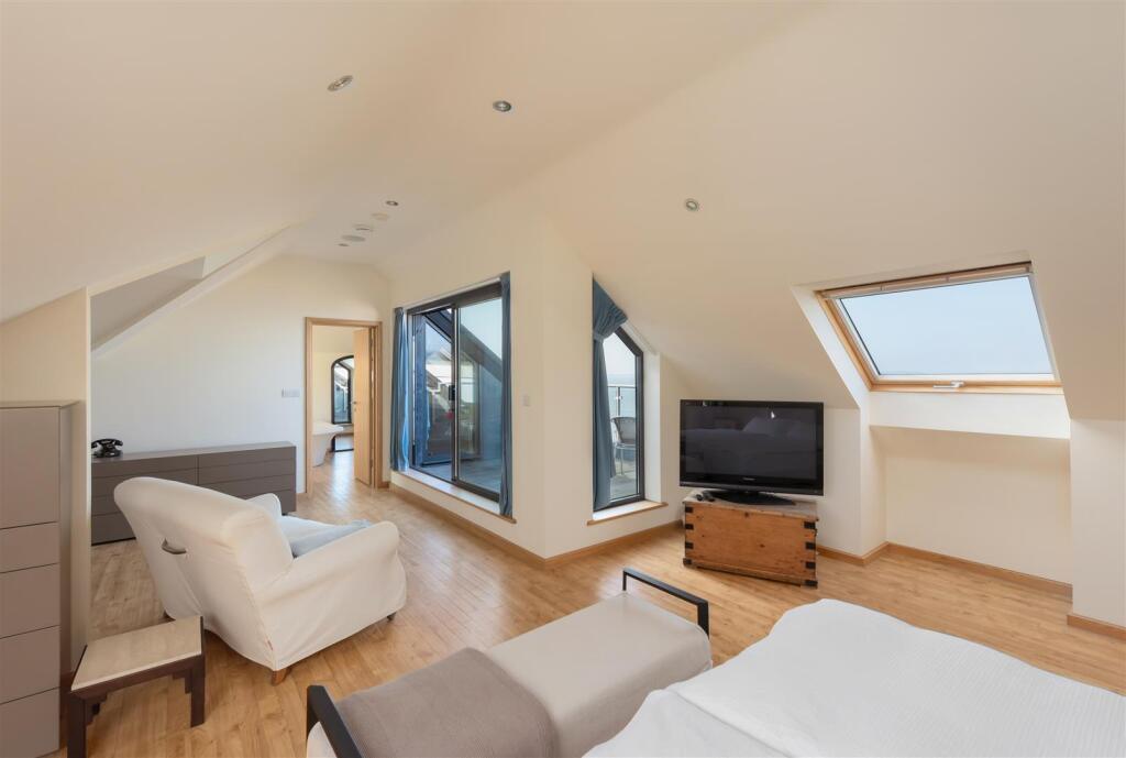 Joy Lane, Whitstable