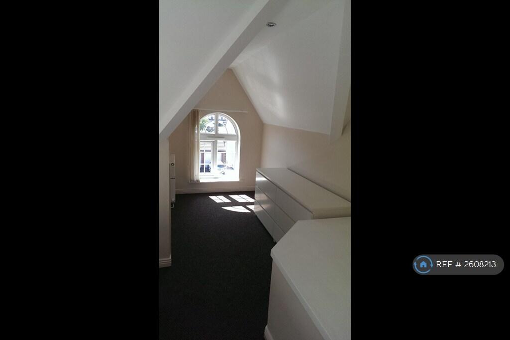 2nd Floor Double Loft Bedroom With Ensuite