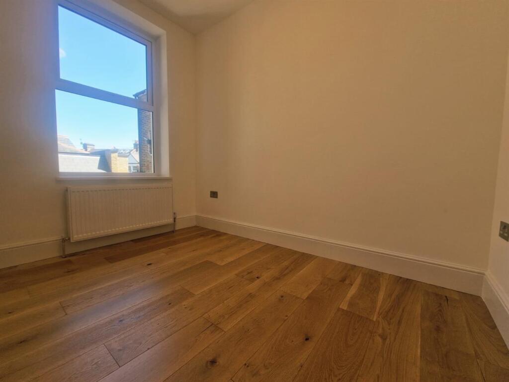 WhatsApp Image 2025-06-18 at 14.37.42 (3).jpeg