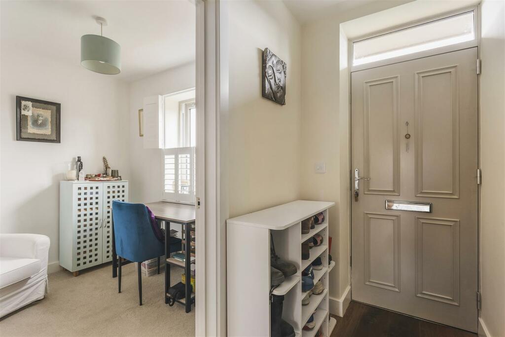 64957_Laxton House Lake Lane Frampton on Severn (1