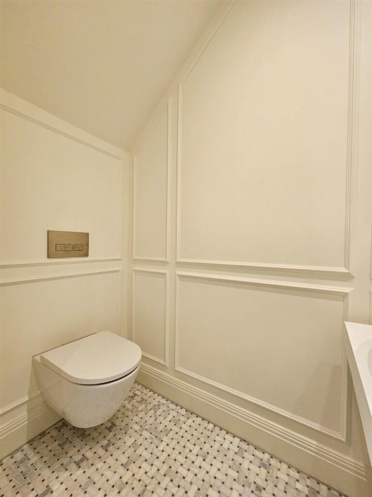 GF WC