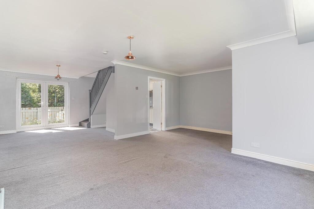 Lounge - A - Copy.jpg