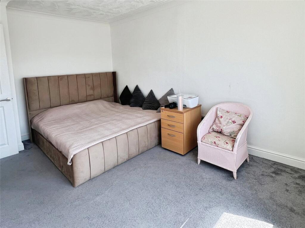 Bed 1