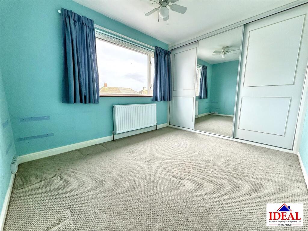 Clay Lane, Doncaster