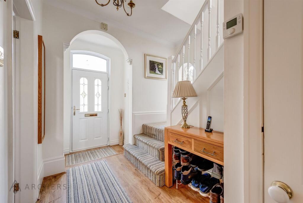 92WestbourneRoad(Interior)-1.jpg