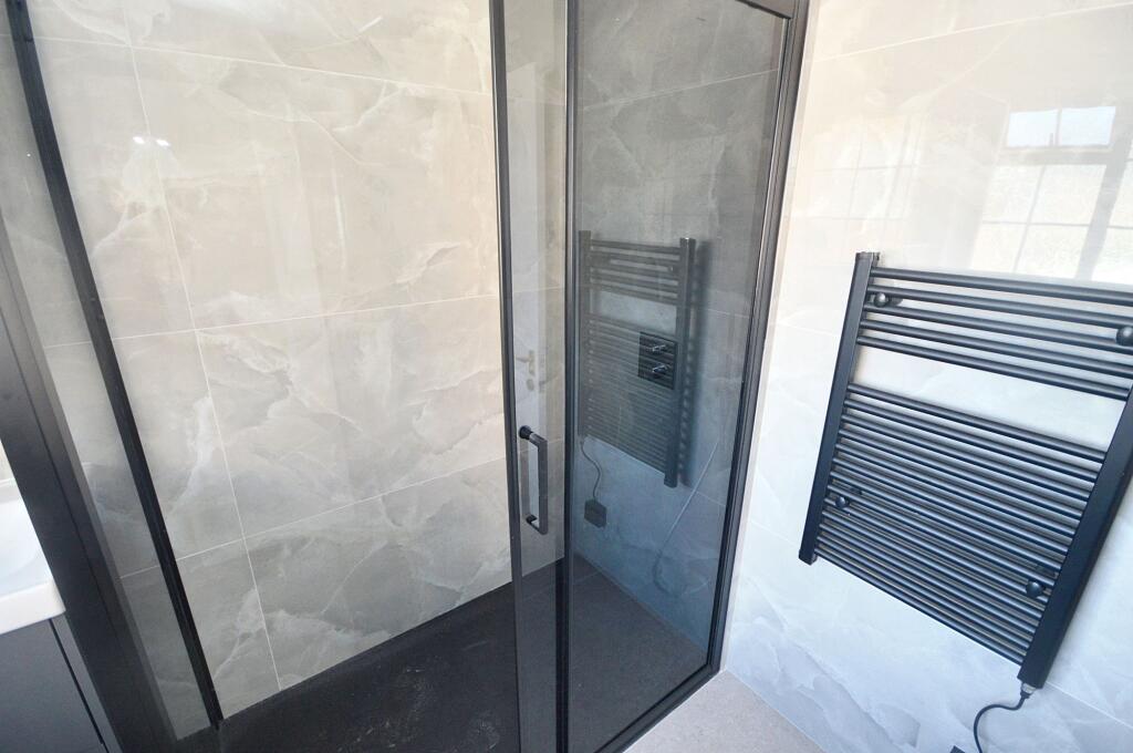 Shower Room/Wc