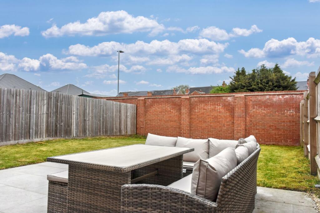 South Facing Rear Garden