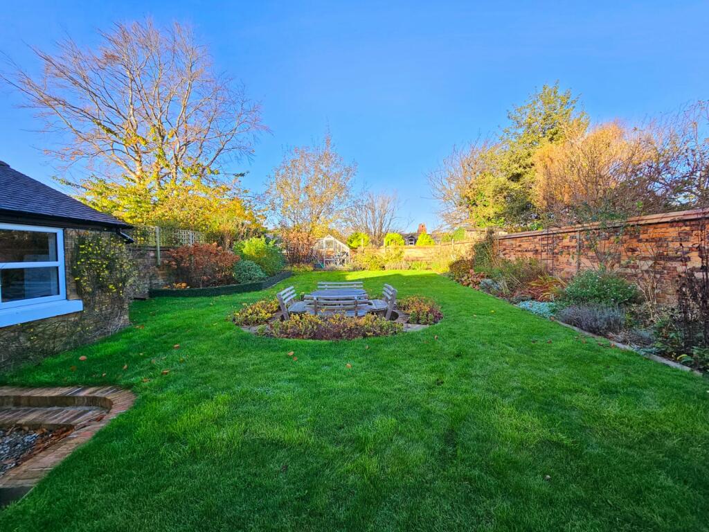 7a495af7-f297-4a32-ba93-d5a3499548db