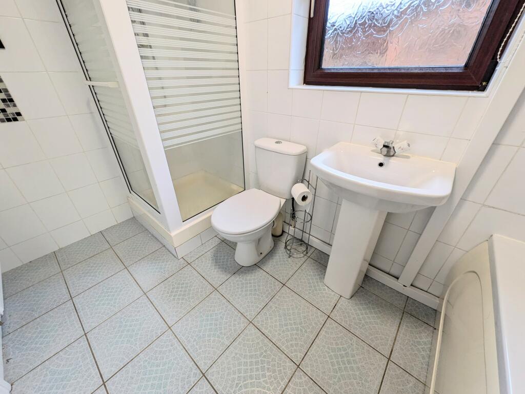 PXL_20241220_103832186.MP~2