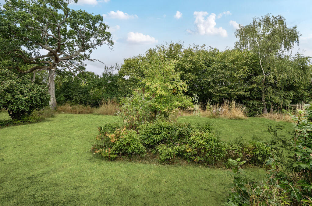 4-1328493-4-687a4...